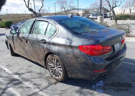 2020 BMW 530I z USA, uszkodzony, nr VIN WBAJR3C00LWW69312